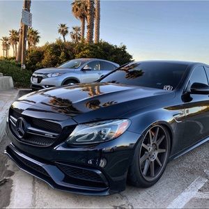 Meet your Posher, Riley